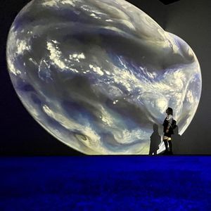 Meet your Posher, Ledia